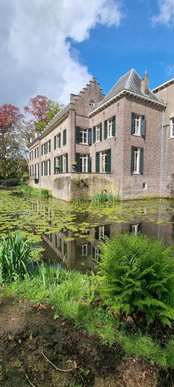 Spiegels uit het verleden van Kasteel Geldrop