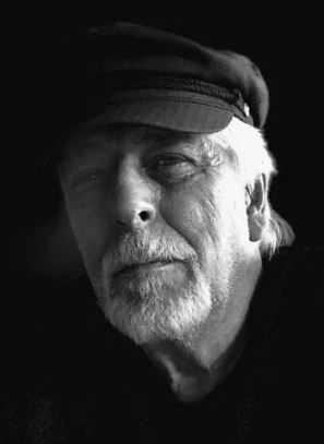 DE LEGENDARISCHE EGMOND GITAAR