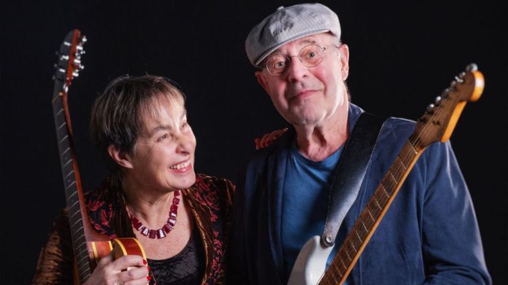 Mall-o-Maniacs - Memory Lane